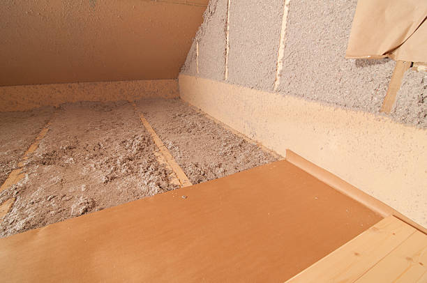 Best Insulation Contractor Near Me  in Gladstone, MO